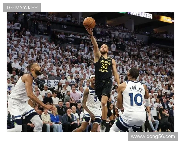 库里三分大赛决赛狂飙20球创历史纪录震惊全场再度证明射手之王地位 库里三分大赛决赛狂飙20球创历史纪录震惊全场再度证明射手之王地位