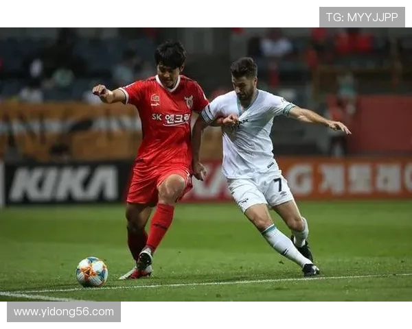 浦项制铁全南对决精彩纷呈双方争夺胜利的激烈战斗即将上演 浦项制铁全南对决精彩纷呈双方争夺胜利的激烈战斗即将上演