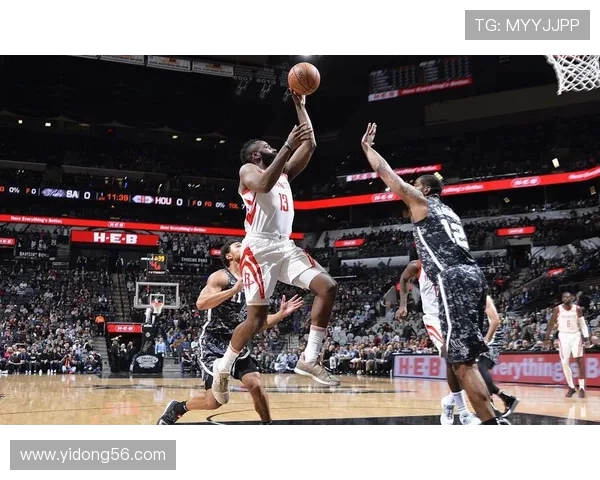 火箭与马刺2016至2017赛季精彩对决回顾与分析