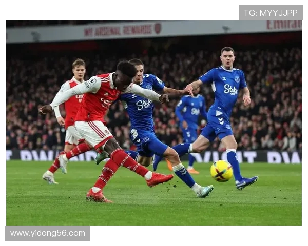 鲁容贝对阵埃弗顿的精彩较量将如何影响英超争冠格局