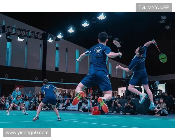 上海羽毛球队与北京羽毛球队赛后复盘分析灵活性表现及战术调整