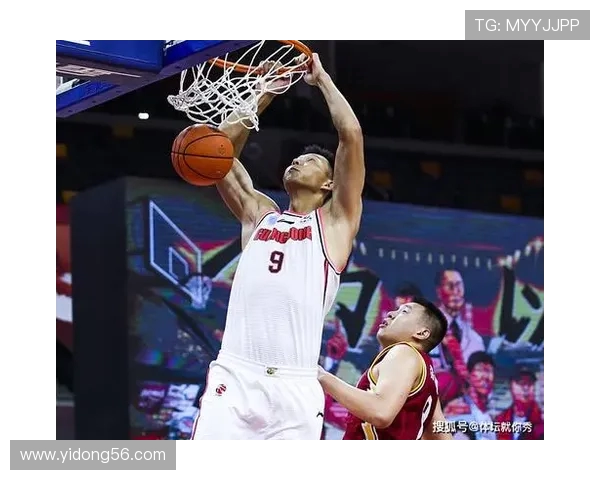 上海篮球队强势领跑冠军赛积分榜总分达到100分引发关注