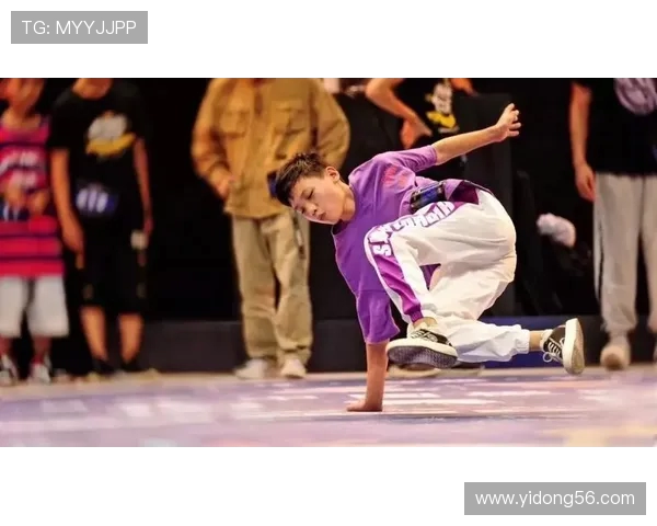 全国街舞大赛点评：西安极限运动队的灵活性表现