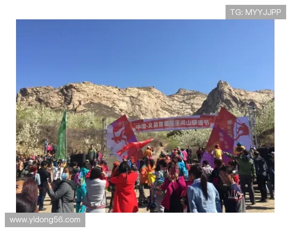 成都攀岩队的逆袭之旅：勇攀高峰的热血与坚持的纪实故事